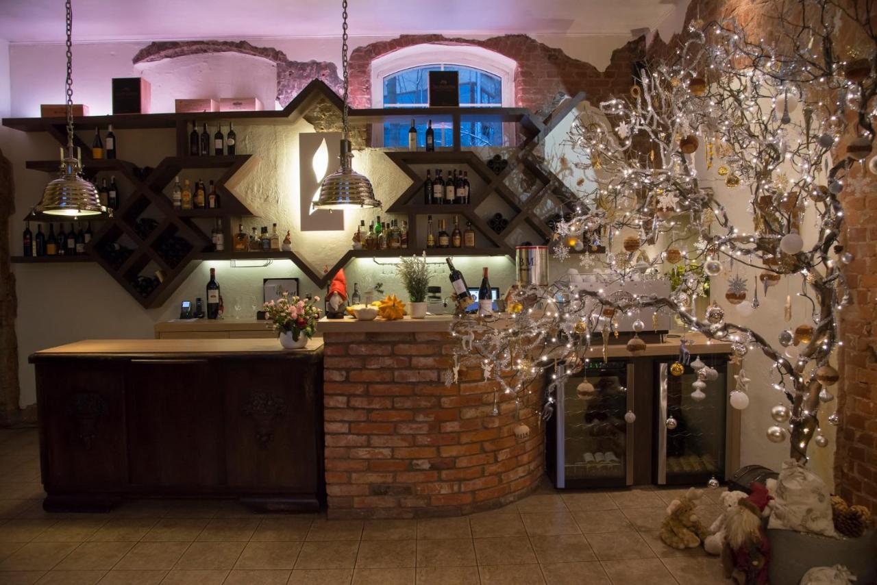 Villa Intryga スウプスク エクステリア 写真